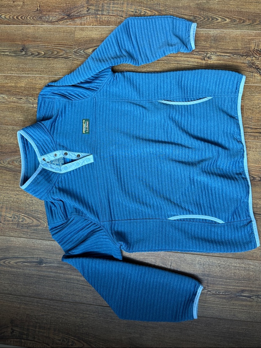 L.L. Bean Blue Airlight Pullover - XL